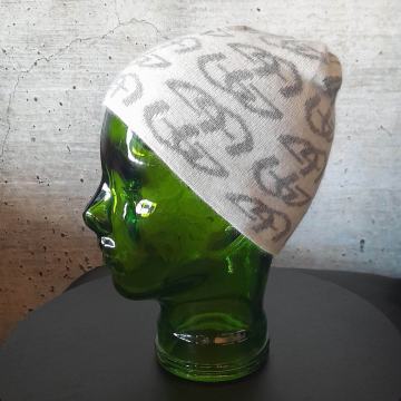 60% off // BYBLOS BLU // unisex dizajnerska kapa s udjelom kašmira