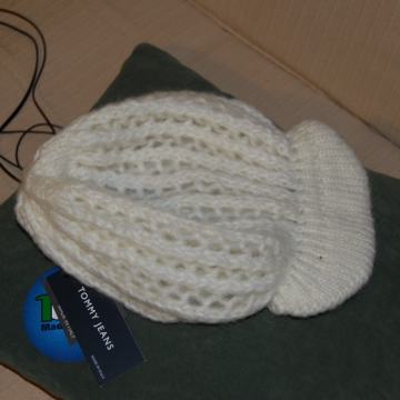 Tommy Hilfiger i Coveri šalovi i kape