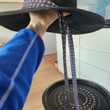 Zara vuneni šešir sa vrpcom M NOVI