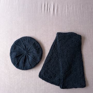 Ženska beretka i šal komplet tamno plavi pleteni