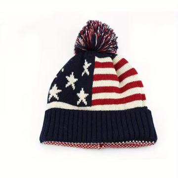 Ženska kapa s američkom zastavom