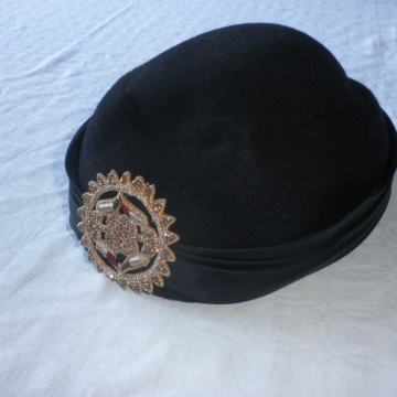 ŽENSKA LAGANA VUNENA KAPA 52cm