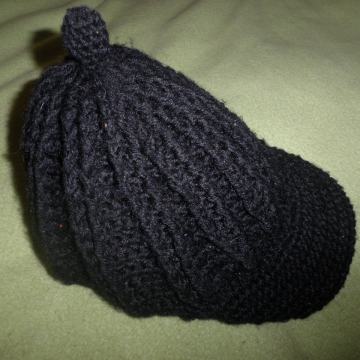 ŽENSKA TOPLA VUNENA KAPA ŠILTERICA