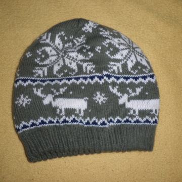 ŽENSKA TOPLA VUNENA KAPA