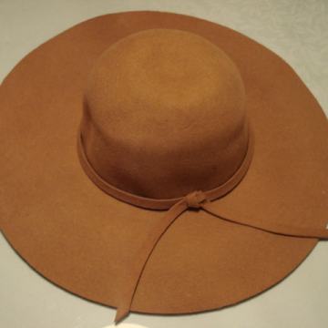 Ženski šešir ALDO - NOVO