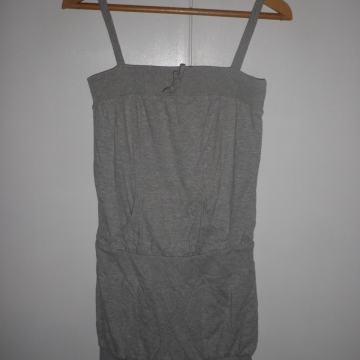 BENETTON - ŽENSKI LAGANI PAMUČNI TRIKO XXS / XS