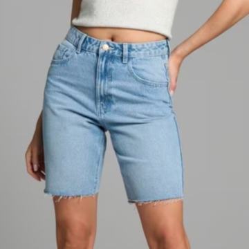 BERMUDE KRATKE HLAČE VEL.XS - NOVO