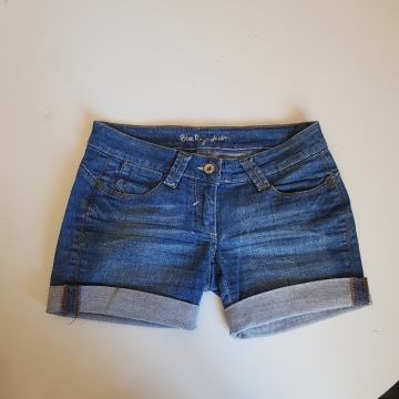 BLUE RAGS KRATKE HLAČE vel.38