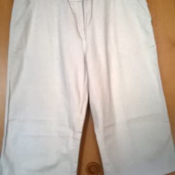 CAPRI HLAČE MANA - VEL.46