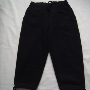 Crne kapri hlače vl. S / TOTALNA ČISTKA