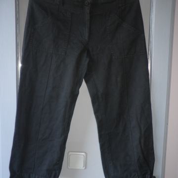 DIADEMA - ŽENSKE LAGANE PAMUČNE KAPRI HLAČE 38