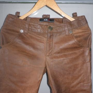 ICEBERG - ŽENSKE KOŽNE KAPRI HLAČE 34 XS