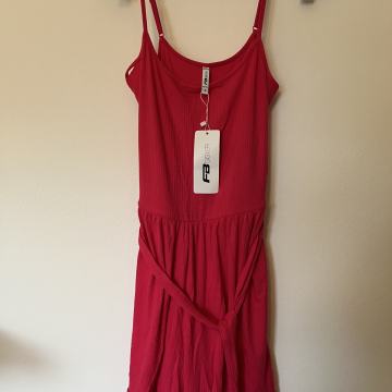 Kombinezon, tuta, jumpsuit hlače/suknja vl.S