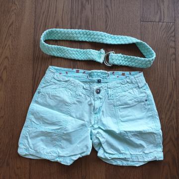 Kratke hlače 36 s remenom
