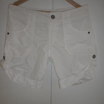 ORSAY - ŽENSKE PAMUČNE KRATKE HLAČE 36 S