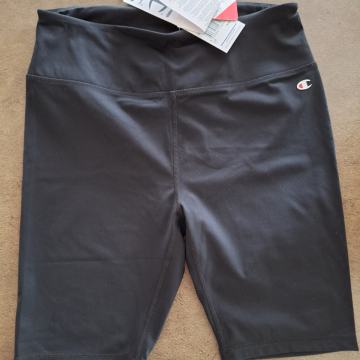 PRODAJEM CHAMPION KRATKE HLAĆE !!!