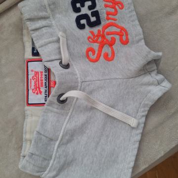 Superdry kratke hlace vel 2XS