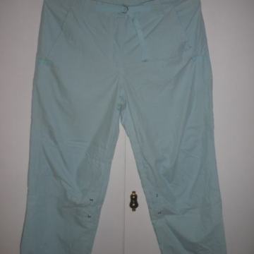 TCM - ŽENSKE LAGANE PAMUČNE POLU KAPRI HLAČE 42 L