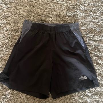 The north face kratke hlače S