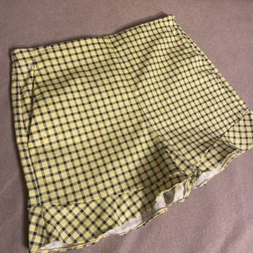 Zara kratke hlačice