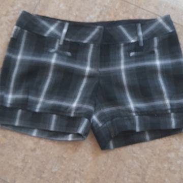 ženske kratke hlače