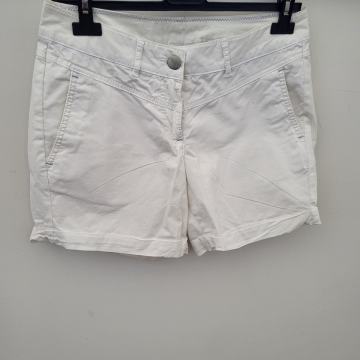 ženske kratke hlače