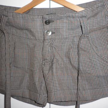 ŽENSKE KRATKE HLAČE OD VISKOZE 34 XS