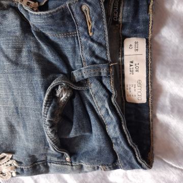 Ženske kratke hlačice