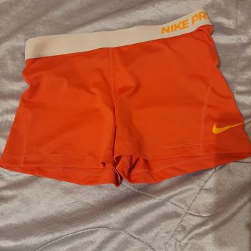 Ženske kratke tajice- kupaće bokserice Nike