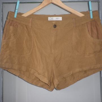 ŽENSKE LAGANE PAMUČNE KRATKE HLAČE 48 - 52 XL / XXL