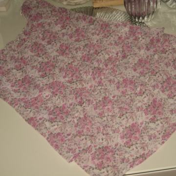 CVJETNA MAJICA BLUZA VEL. 38 - NOVO