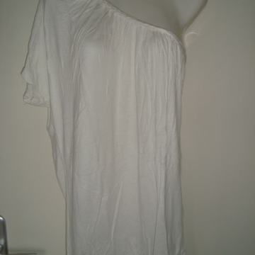 Majica na jedno rame vl.S / RASPRODAJA