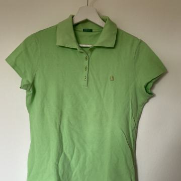 Benetton polo majica vl.M / RASPRODAJA
