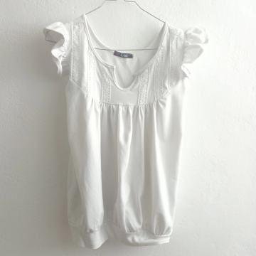 Bijela ljetna majica volani 36 38