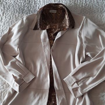 Blejzer/ jaknica 42/44