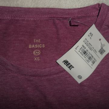 C&A nova s etiketom majica