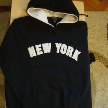 Crna deblja duksa sa kapuljačom New York, veličina S