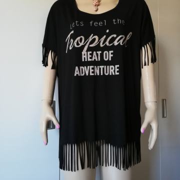 Crna duža ženska majica sa resama broj L - XL - CANDA - kratki rukavi