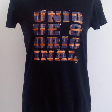 Crna majica natpis 38