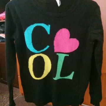 Crna majica sa priborom, S