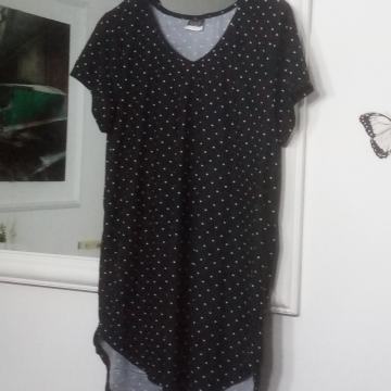 CRNA MAJICA NA TOČKICE vel. S - M - L - XL - NOVO