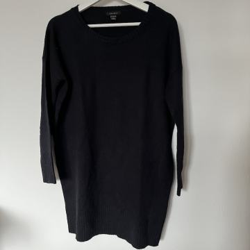 Crna oversized vesta vl.S