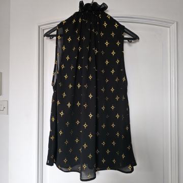 Nova elegantna crna bluza - top H&M broj univerzalan - zlatni detalji