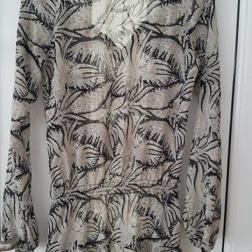 Esprit tunika vel S/M