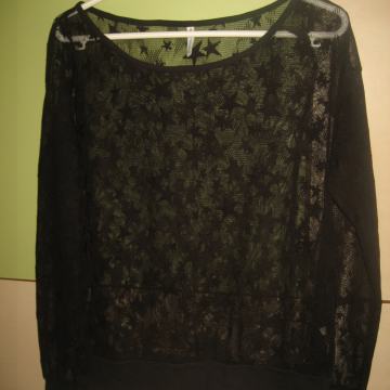 FISHBONE CRNA MAJICA NA ZVJEZDICE VEL. M-L