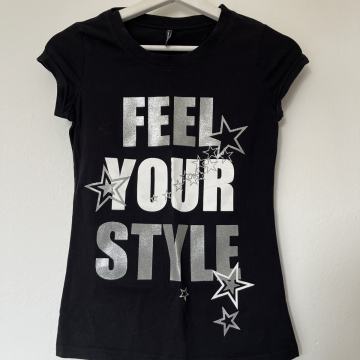 Feel your style majica  vl.XS / RASPRODAJA