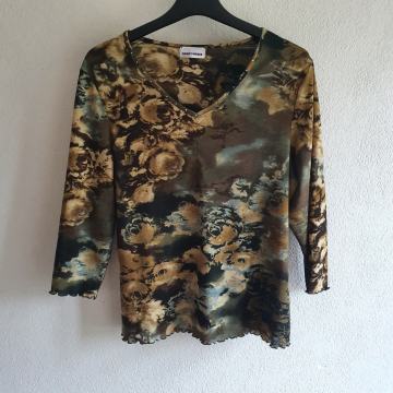 Gerry Weber majica 42 odgovara za 40