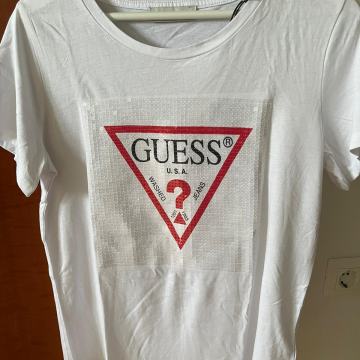 Guess majica