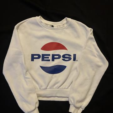H&M Divided Pepsi Longsleeve Crop Top