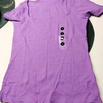 LJUBIČASTA MAJICA VEL. S/M - NOVO S ETIKETOM